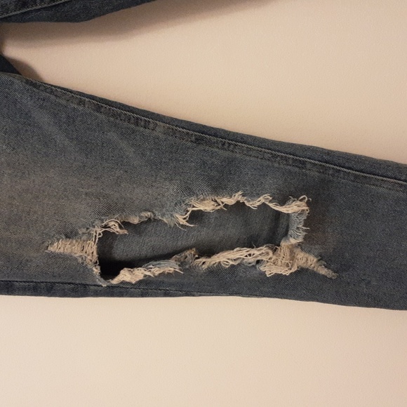 Celebrity pink - ripped jeans ๐ - Picture 5 of 8